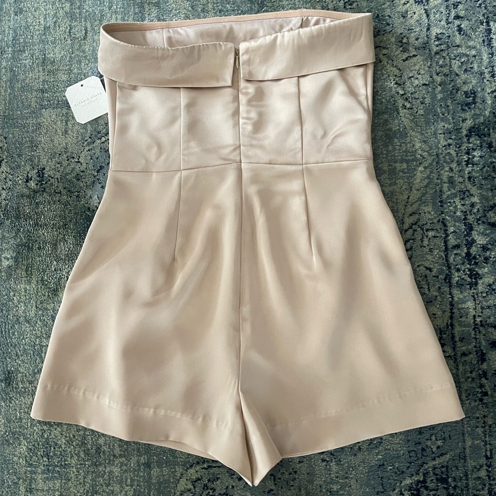 Altar’d State Romper XS - Picture 2 of 6